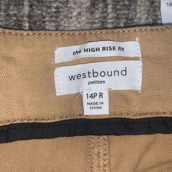 Brand New Westbound Petites Women’s 14 Petite The High Rise Fit Distressed Pants - Picture 2 of 7